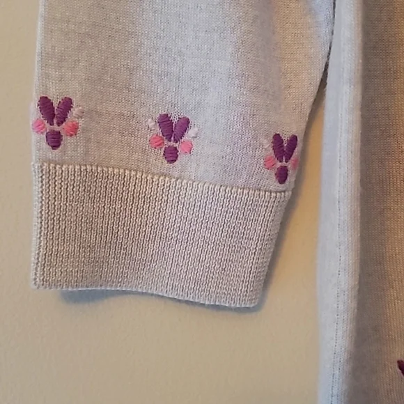 NWOT J.CREW Women's Tippi Flower Embroidered Merino Wool Sweater, Size M - Picture 4 of 10